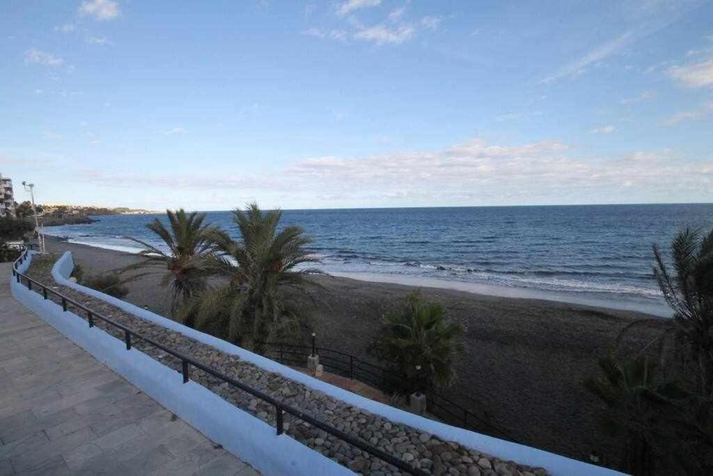 Playa Del Aguila  Bonito Apartamento Con Vista Al Mar מראה חיצוני תמונה